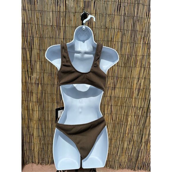 Prettylittlething Sexy Brown Rib Ring One Piece Size 10 - Picture 2 of 9